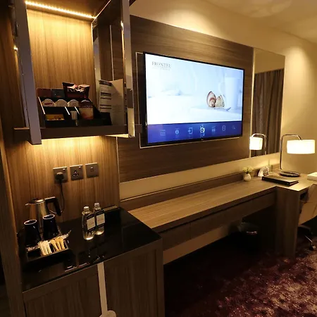 Paradise Elite Hotel Al-Tahlia Jeddah Exterior photo